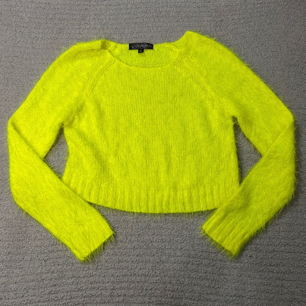 Almost Famous Sweater Eyelash Knit Large Neon Yellow Fuzzy Y2K Cropped Electric